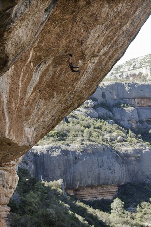 Sachi-Amma in Margalef - Kletterroute: Coma Sant Pere - Fotocredit: Eddie Gianelloni für adidas